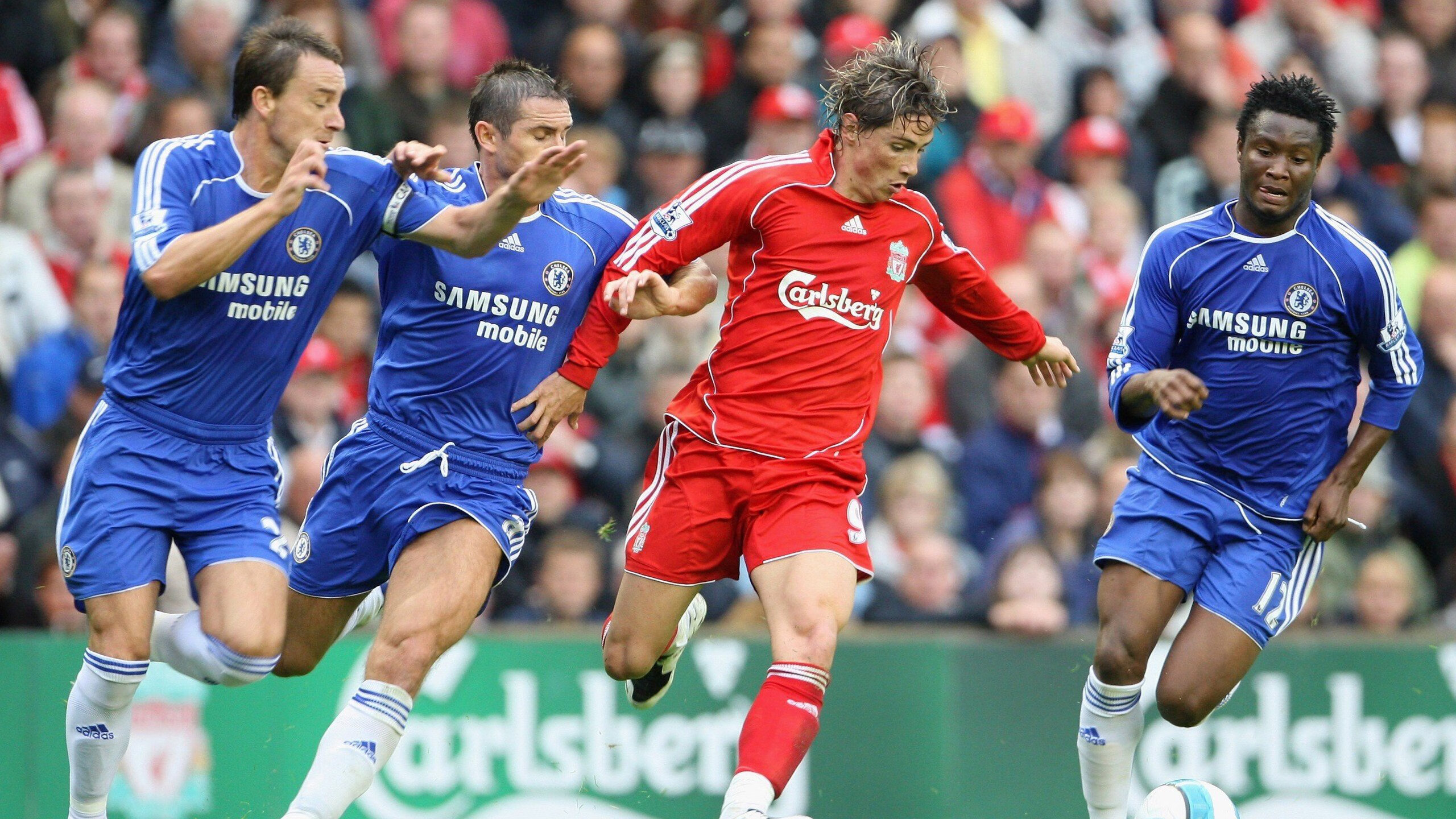 _赛事高潮：关键时刻的神奇表现令人震撼_，形容比赛到了高潮的成语